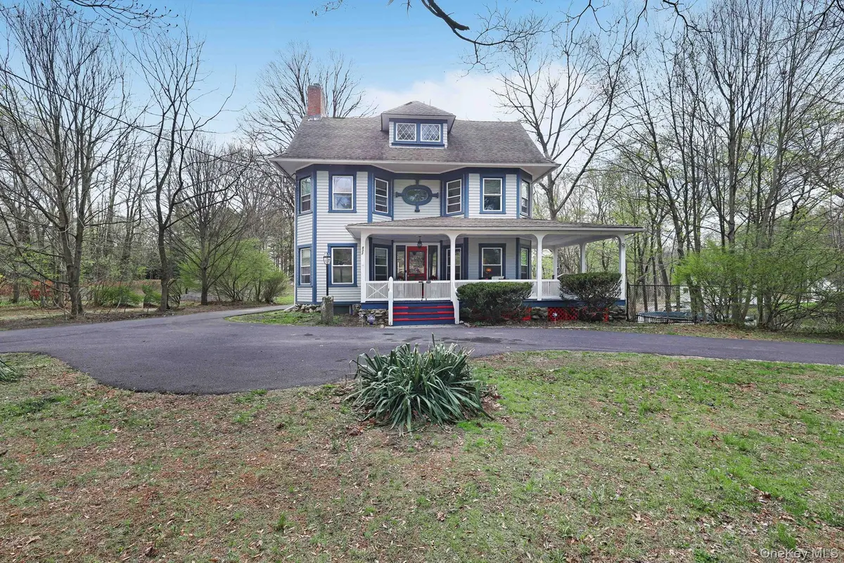 832 Bloomingburg Road, Bloomingburg, NY 12721 - #1