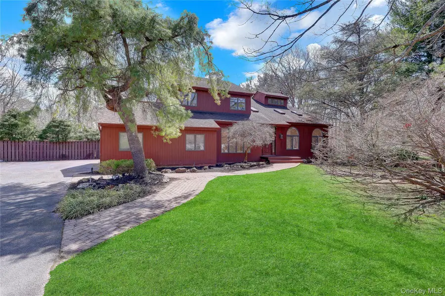 6 Liberty Lane, Miller Place, NY 11764 - #2