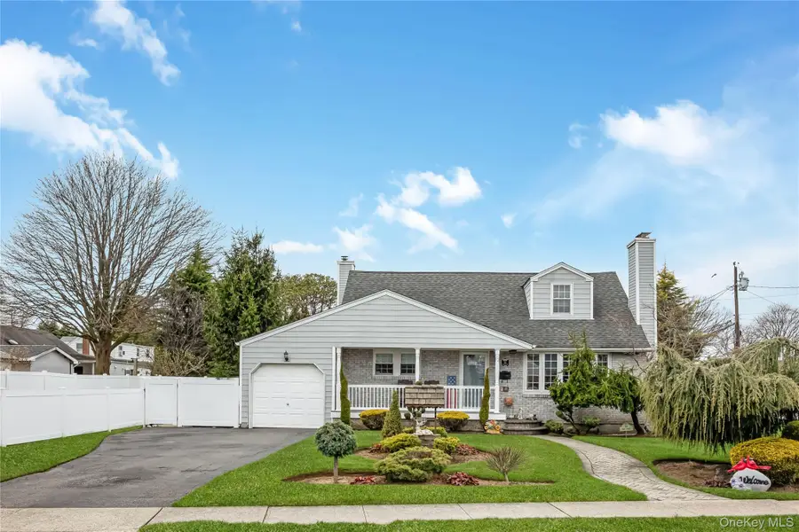 14 High Street, Farmingdale, NY 11735 - #2