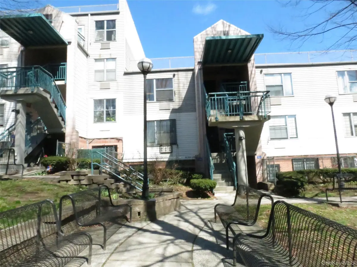 522 E 159th Street #2B, Bronx, NY 10451 - #1