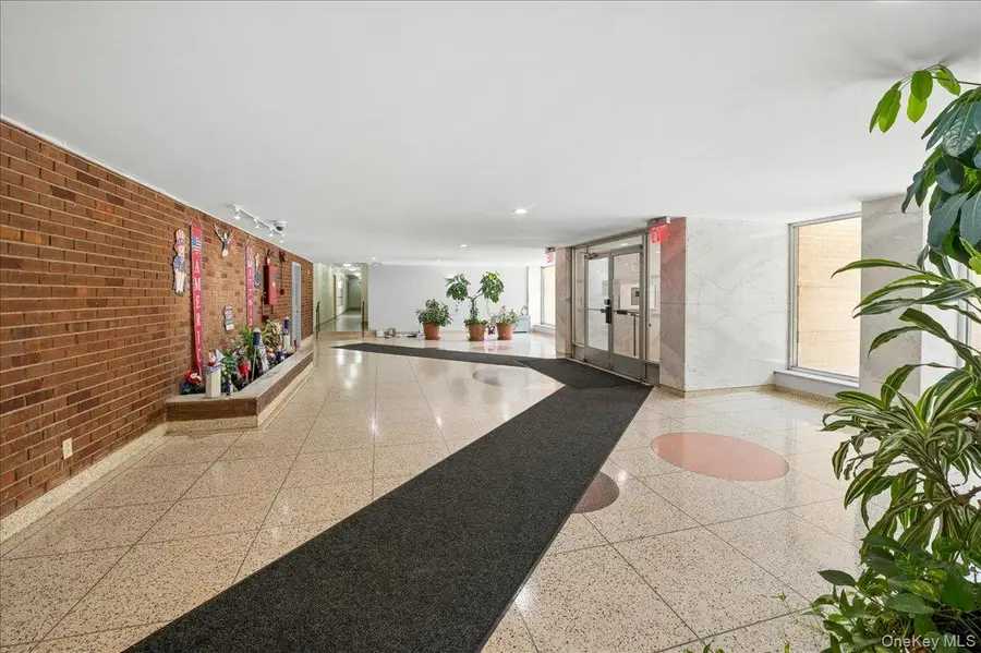 2 Sadore Lane #6M, Yonkers, NY 10710 - #2