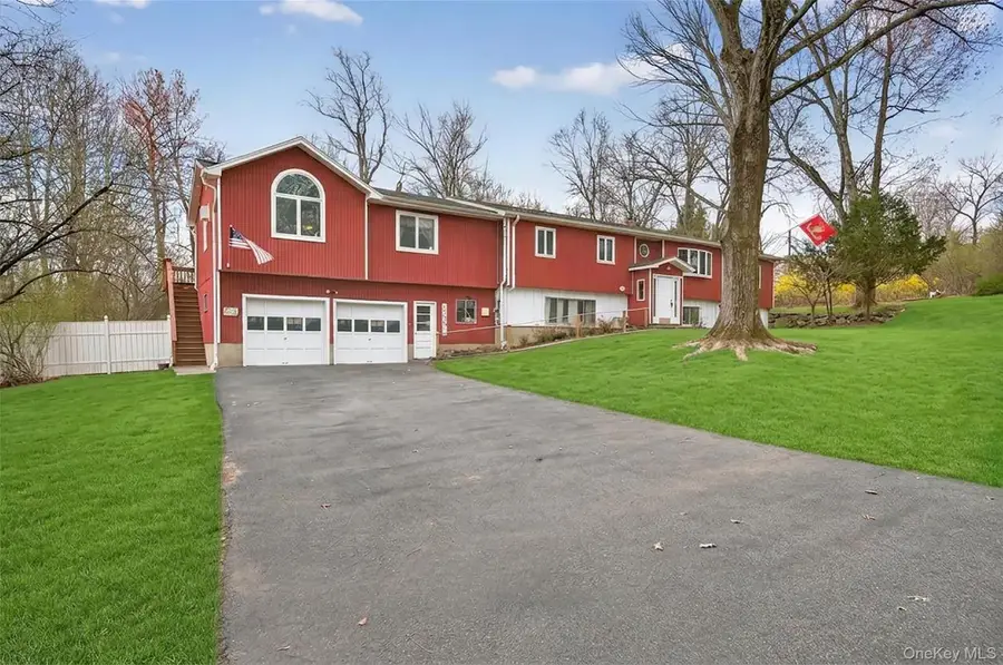 11 Kent Road, Airmont, NY 10952 - #3