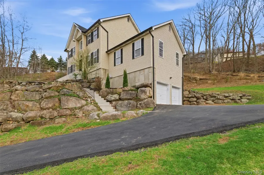 41 Hickory Road, Sloatsburg, NY 10974 - #2