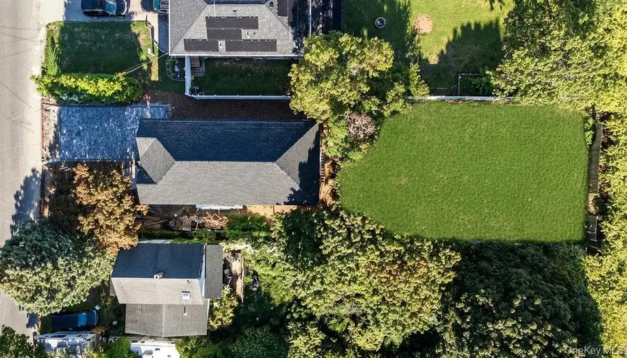 86 Moffitt Boulevard, Islip, NY 11751 - #2