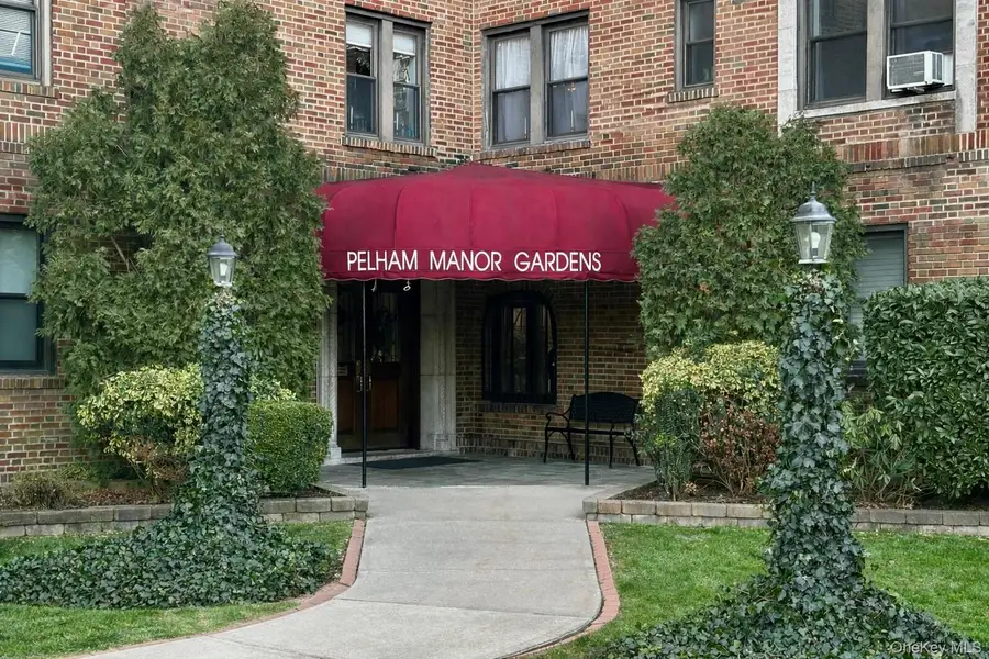 4810 Boston Post Road #4E, Pelham, NY 10803 - #2