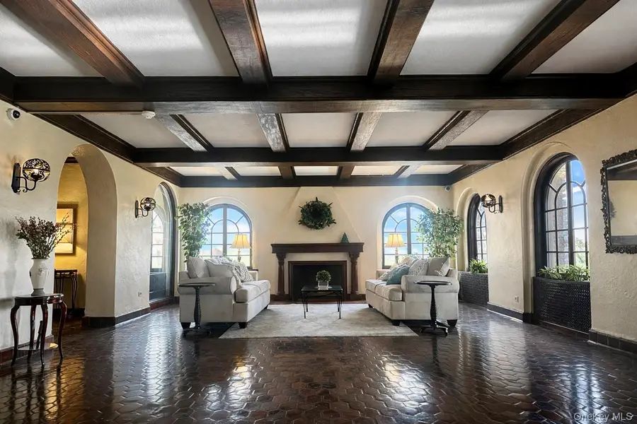 4810 Boston Post Road #4E, Pelham, NY 10803 - #3