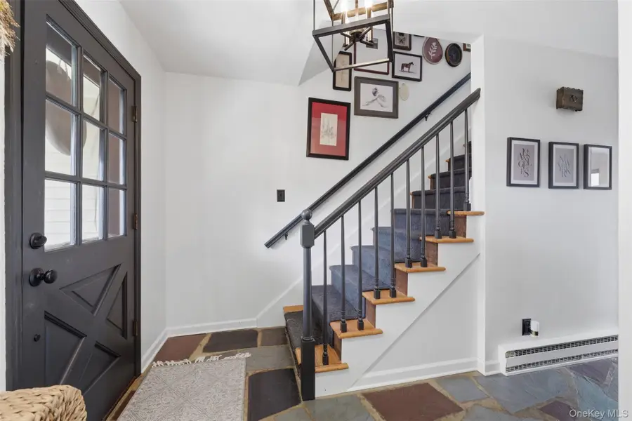 7 Kerr Road, Rhinebeck, NY 12572 - #2