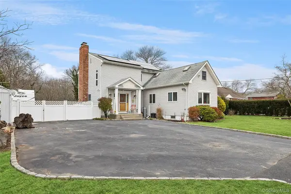 147 Brookside Avenue, North Babylon, NY 11703