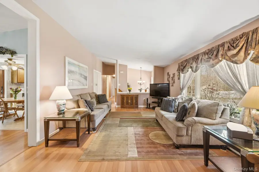 68 Meadow Sweet Road, Cortlandt Manor, NY 10567 - #2