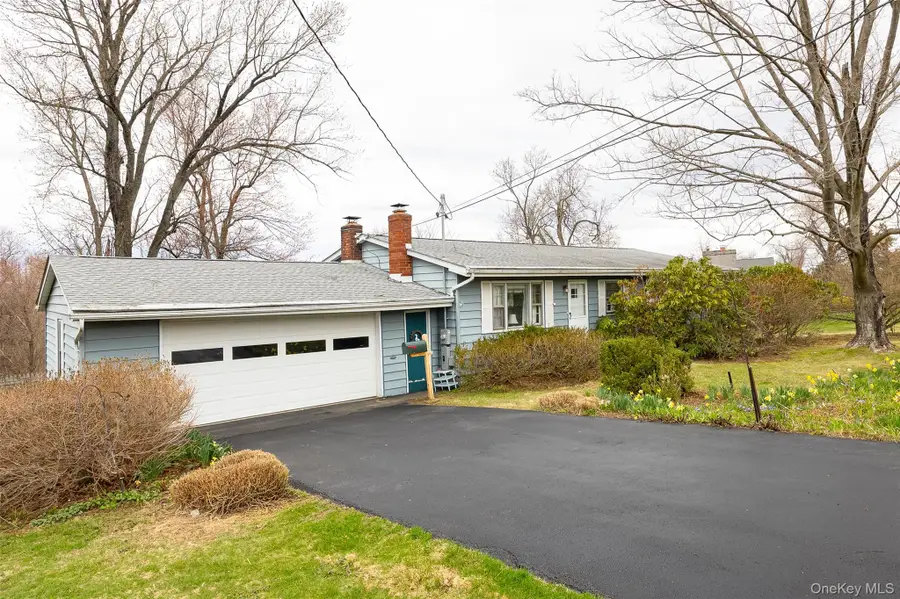 140 Cherrywood Drive, Fishkill, NY 12524 - #2