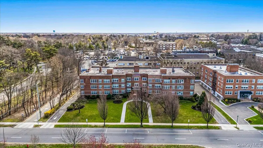 366 Stewart Avenue #C4, Garden City, NY 11530 - #2