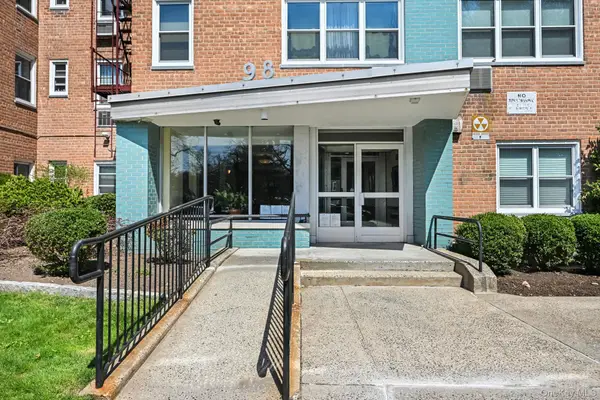 98 Dehaven Drive #2B, Yonkers, NY 10703