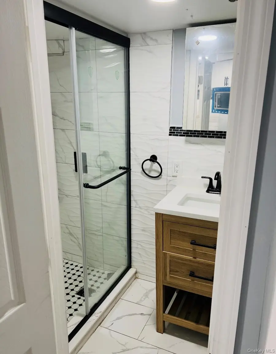 65-45 Admiral Avenue, Middle Village, NY 11379 - #3