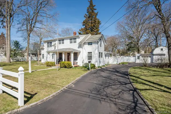 119 7th Street, Saint James, NY 11780
