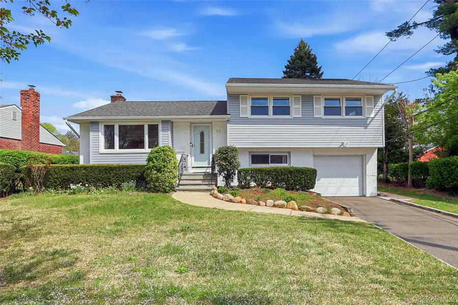72 Woolsey Avenue, Glen Cove, NY 11542 - #2