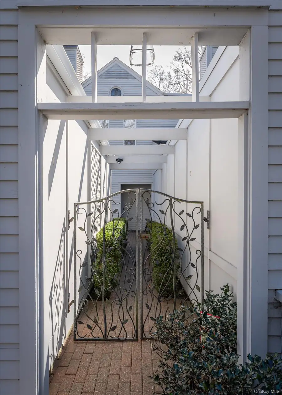 29 Beechwood Way, Briarcliff Manor, NY 10510 - #2