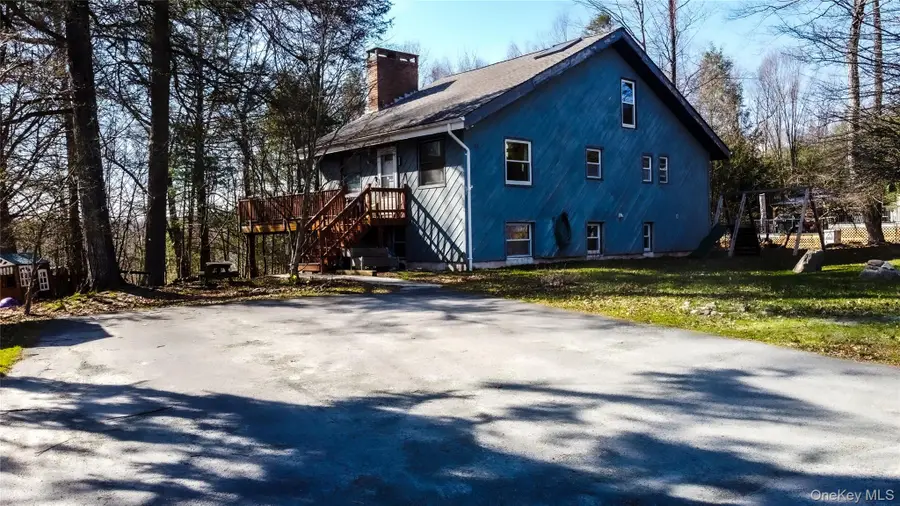 19 Morris Drive, Loch Sheldrake, NY 12759 - #3