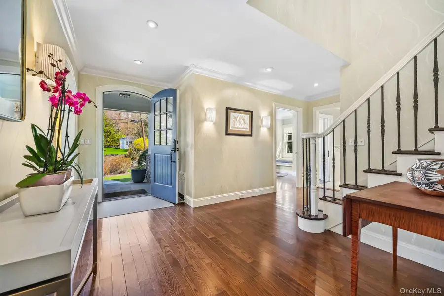 12 Woodland Avenue, Bronxville, NY 10708 - #2