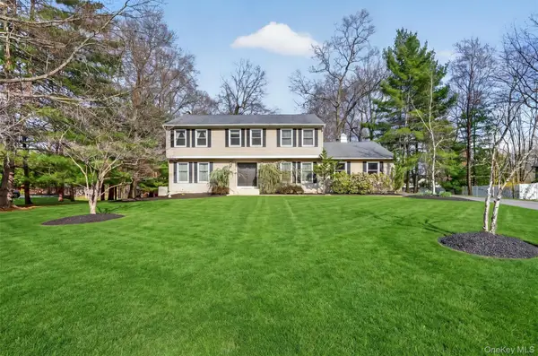 6 Amanda Court, Airmont, NY 10952