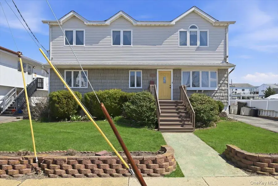 955 S Long Beach Avenue, Freeport, NY 11520 - #2