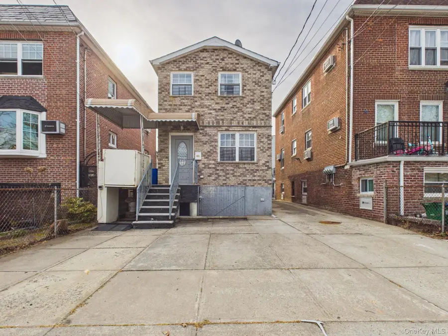 2515 Woodhull Avenue, Bronx, NY 10469 - #2