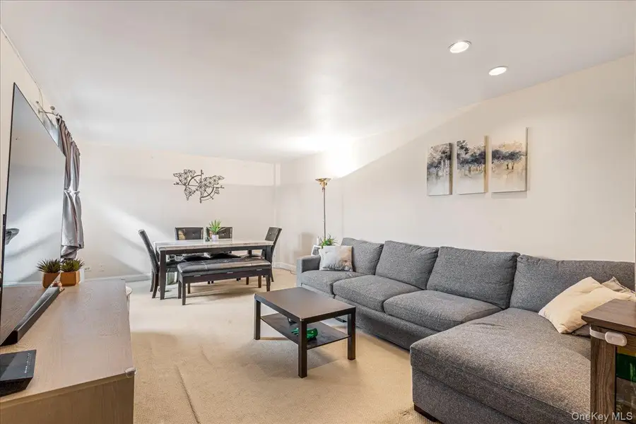 14455 Melbourne Avenue #3E, Flushing, NY 11367 - #2