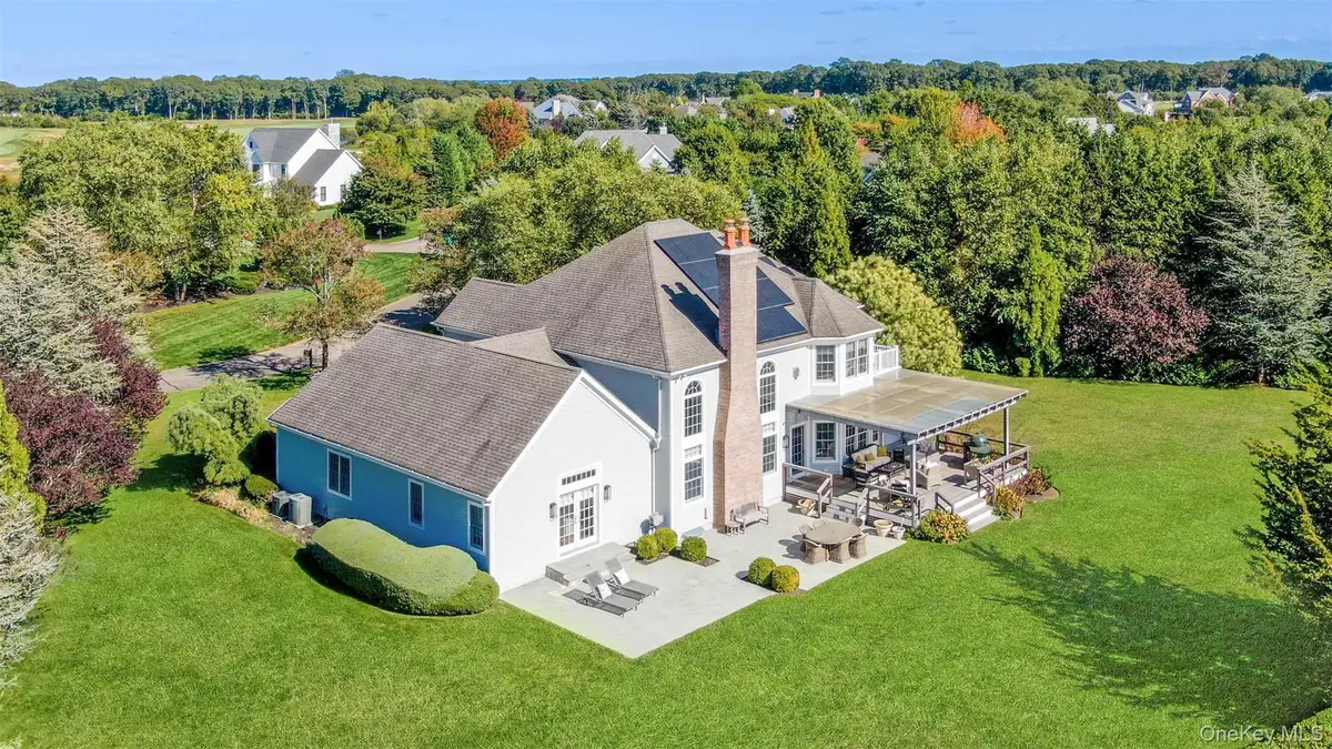 350 Laurel Way, Laurel, NY 11948 - #1