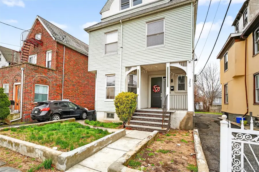 240 S 10th Avenue, Mount Vernon, NY 10550 - #2