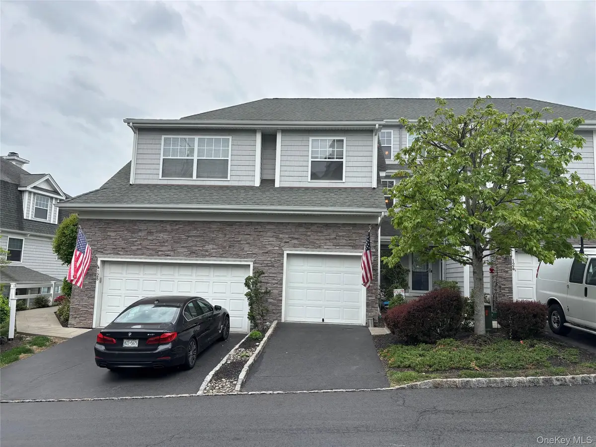 126 Hudson Pointe Drive, Poughkeepsie, NY 12601 - #1
