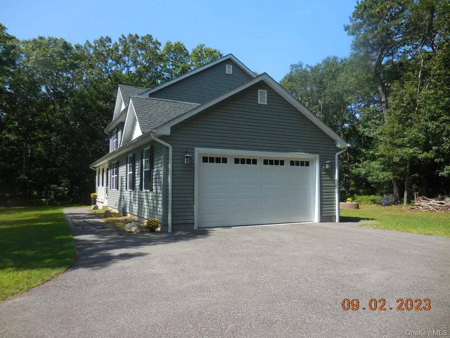 230 Expressway Drive N, Medford, NY 11763 - #3