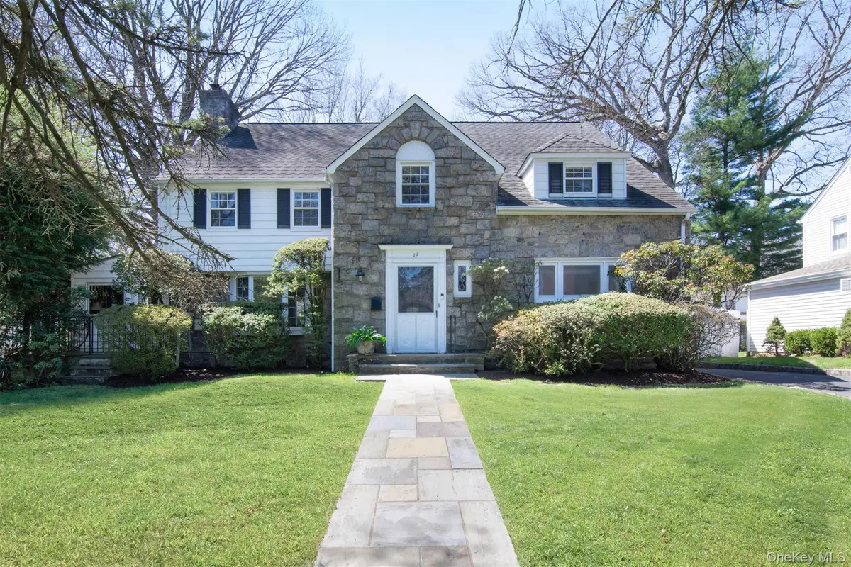 22 Burkewood Road, Mount Vernon, NY 10552 - #1