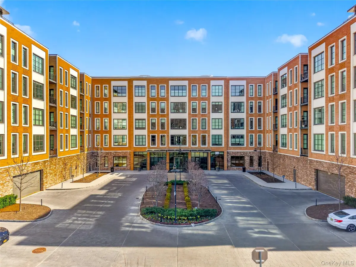 100 Garvies Point Road #1304, Glen Cove, NY 11542 - #1