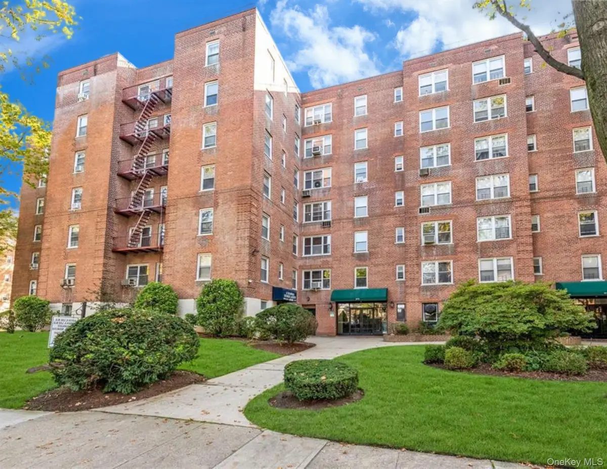 27-04 Parsons Boulevard #2G, Flushing, NY 11354 - #1