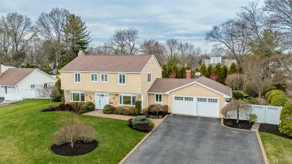 9 Bowen Place, Stony Brook, NY 11790