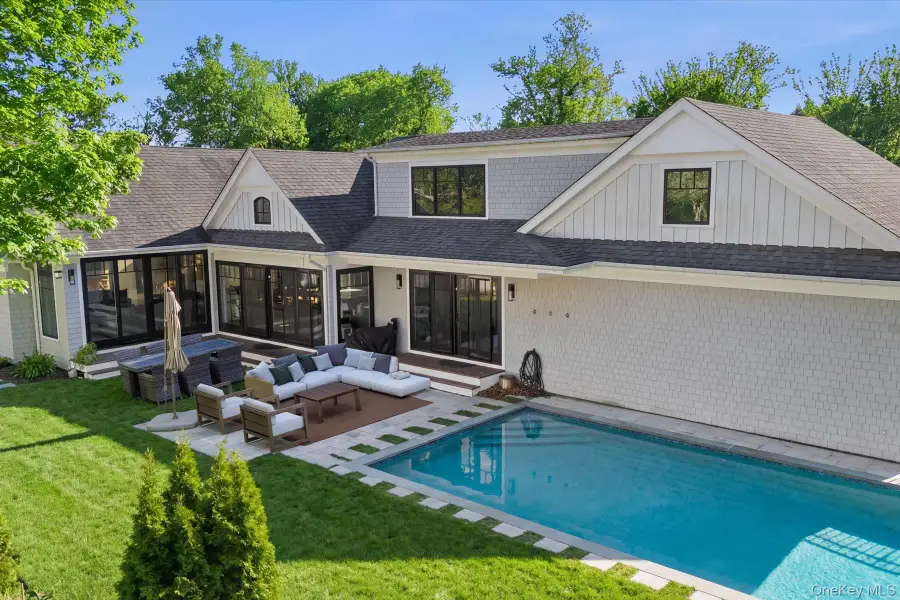 4 Post Lane, Quogue, NY 11959 - #2