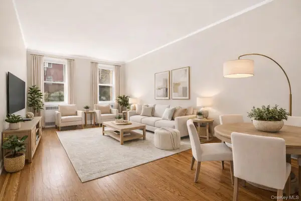 63109 Saunders Street #A3, Rego Park, NY 11374