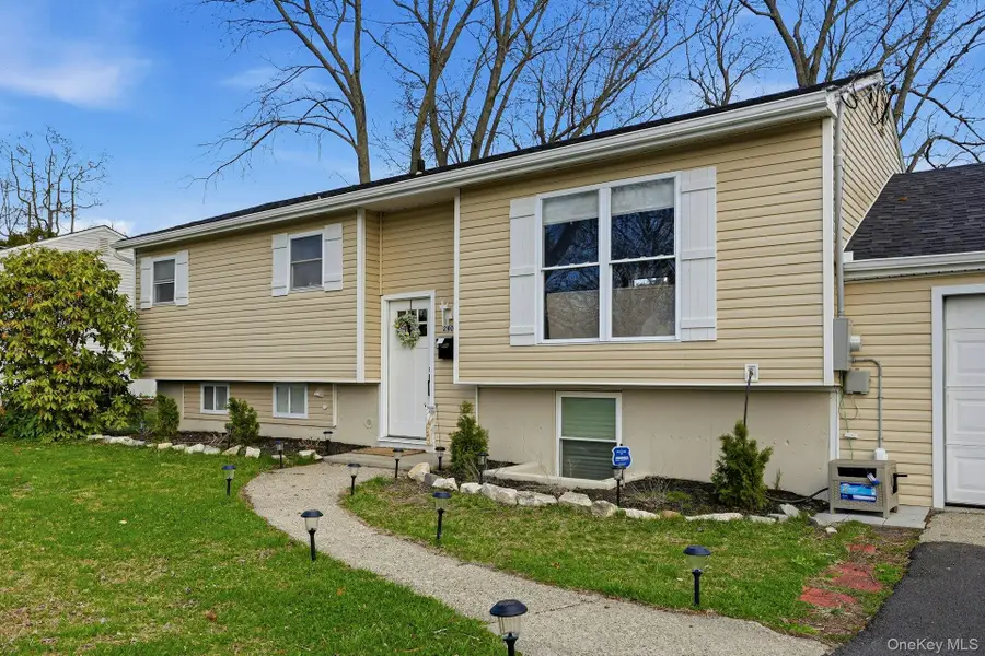 2903 Sipp Avenue, Medford, NY 11763 - #3