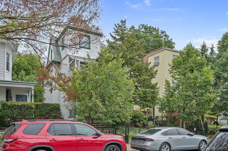 455 E 28th Street, Brooklyn, NY 11226 - #2