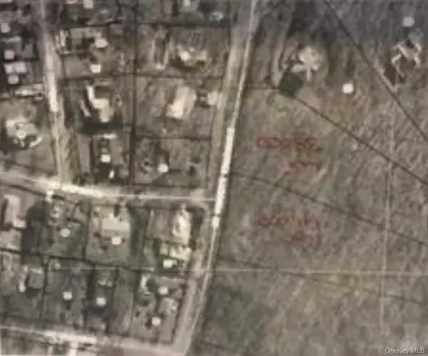 Woodhull Landing, Miller Place, NY 11764