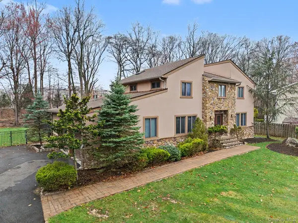 19 S Constitution, Tappan, NY 10983