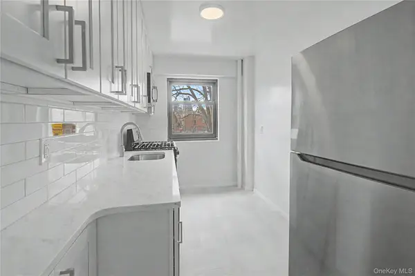 21-85 34th Ave #3B, Astoria, NY 11106