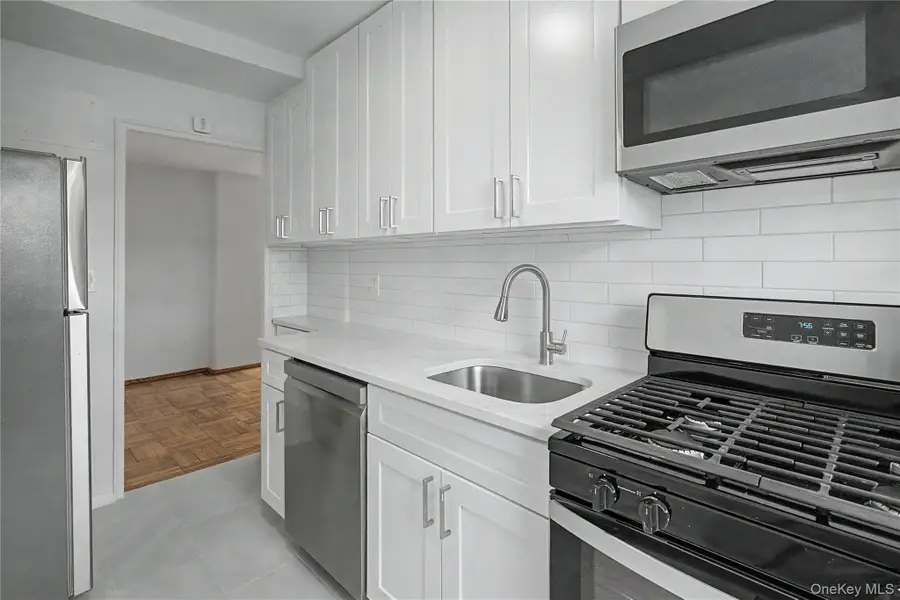 21-85 34th Ave #3B, Astoria, NY 11106 - #2