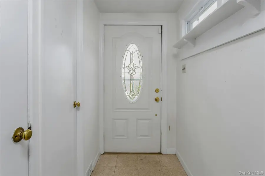 260 Roundhill Drive, Yonkers, NY 10710 - #2