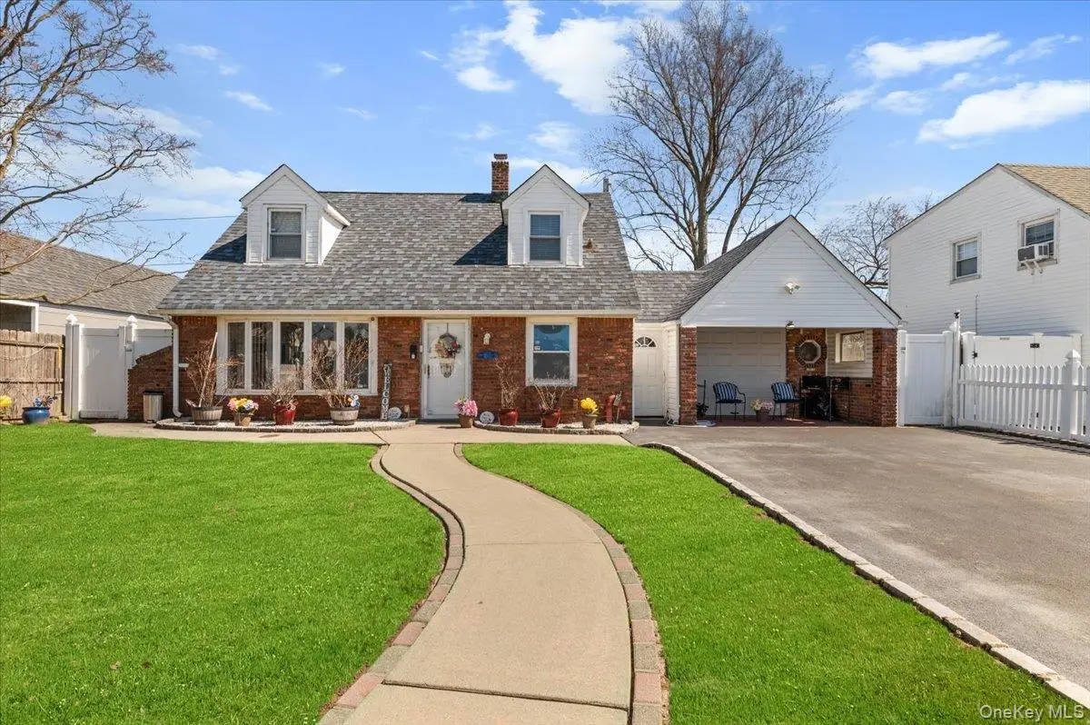 59 Slate Lane, Levittown, NY 11756 - #1