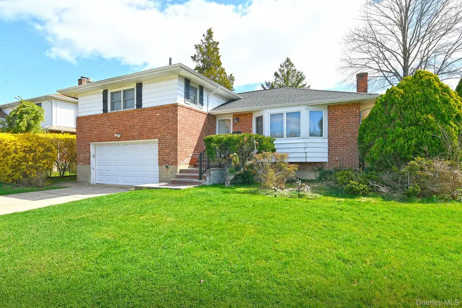 53 Stuart Drive, Syosset, NY 11791 - #2