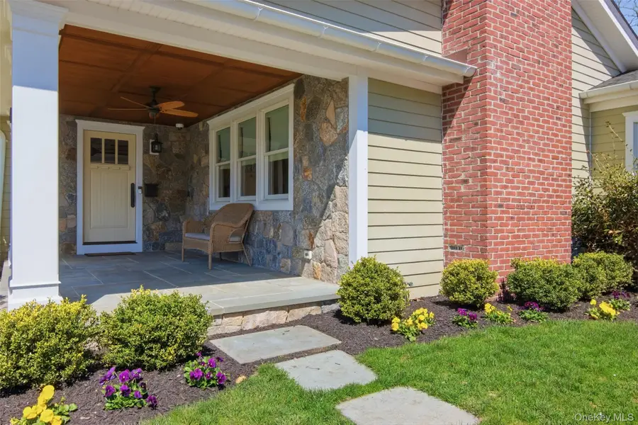 44 Fort Hill Road, Huntington, NY 11743 - #3