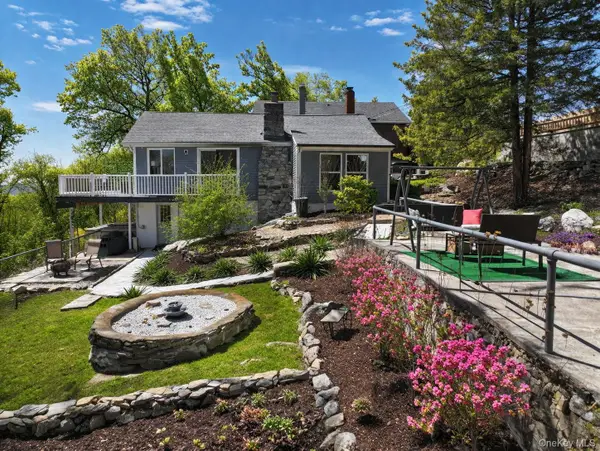 18 Pleasant Road, Lake Peekskill, NY 10537