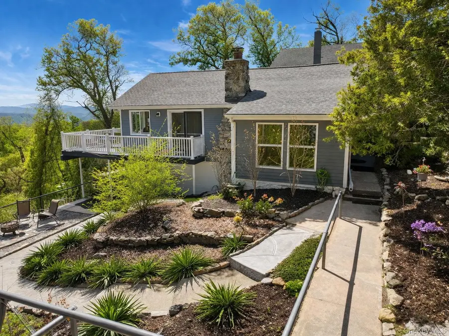 18 Pleasant Road, Lake Peekskill, NY 10537 - #2