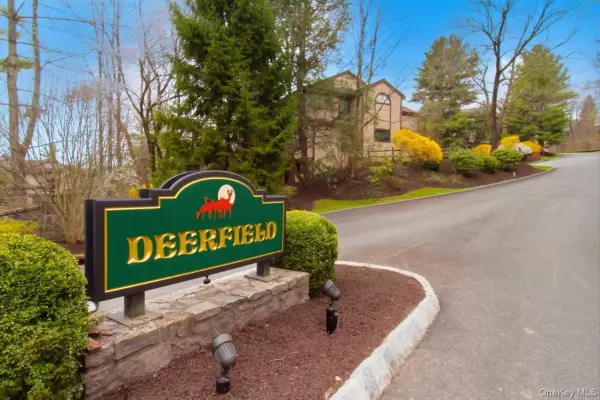 63 Deerfield Lane #63, Ossining, NY 10562