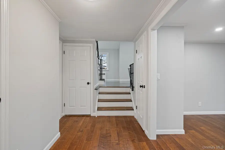 2386 Hampton Avenue, Seaford, NY 11783 - #3